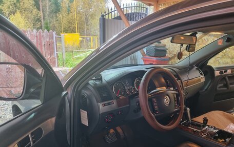 Volkswagen Touareg III, 2008 год, 950 000 рублей, 2 фотография