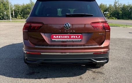 Volkswagen Tiguan II, 2021 год, 3 350 000 рублей, 4 фотография