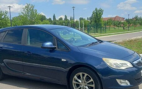 Opel Astra J, 2011 год, 650 000 рублей, 7 фотография
