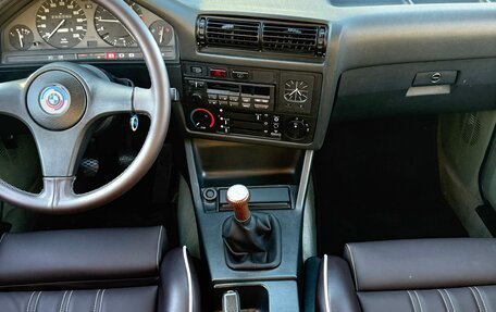 BMW 3 серия, 1986 год, 3 000 000 рублей, 10 фотография