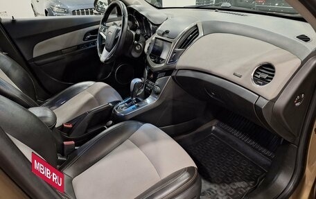 Chevrolet Cruze II, 2014 год, 690 000 рублей, 9 фотография