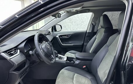 Toyota RAV4, 2025 год, 3 990 000 рублей, 13 фотография