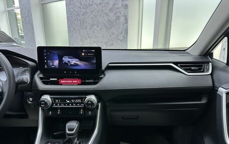 Toyota RAV4, 2025 год, 3 990 000 рублей, 32 фотография