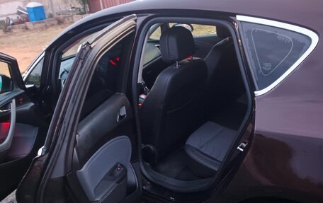 Opel Astra J, 2013 год, 840 000 рублей, 11 фотография