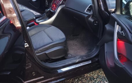 Opel Astra J, 2013 год, 840 000 рублей, 14 фотография
