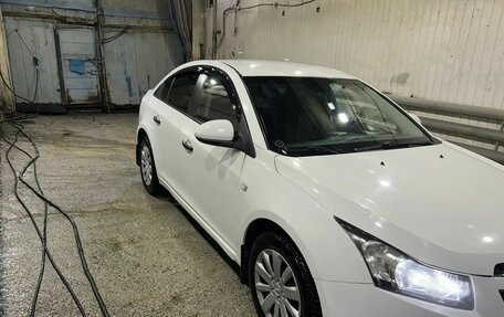 Chevrolet Cruze II, 2011 год, 580 000 рублей, 3 фотография