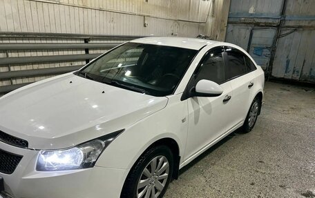 Chevrolet Cruze II, 2011 год, 580 000 рублей, 2 фотография