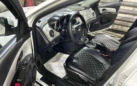 Chevrolet Cruze II, 2011 год, 580 000 рублей, 10 фотография