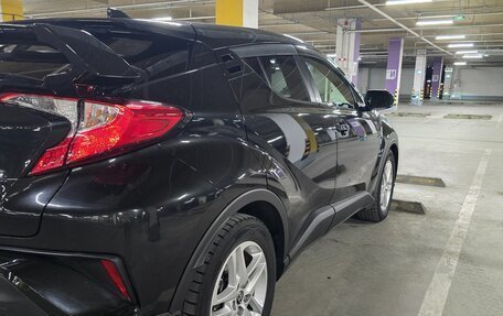 Toyota C-HR I рестайлинг, 2020 год, 1 790 000 рублей, 18 фотография