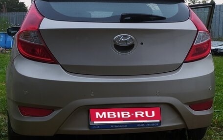 Hyundai Solaris II рестайлинг, 2012 год, 820 000 рублей, 4 фотография