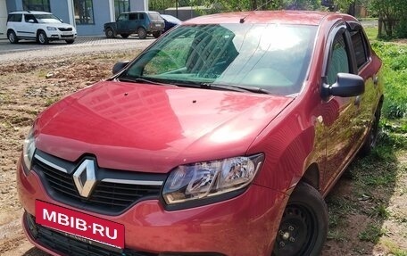 Renault Logan II, 2015 год, 545 000 рублей, 4 фотография