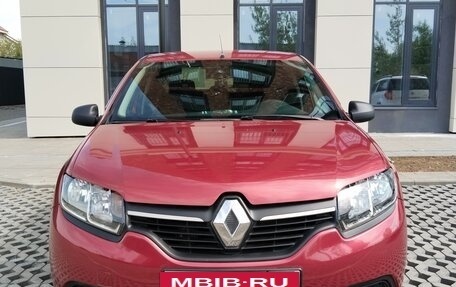 Renault Logan II, 2015 год, 545 000 рублей, 12 фотография