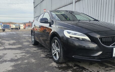 Volvo V40 II рестайлинг, 2016 год, 1 350 000 рублей, 3 фотография