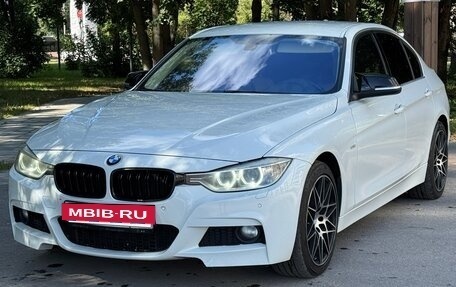 BMW 3 серия, 2013 год, 1 790 000 рублей, 18 фотография