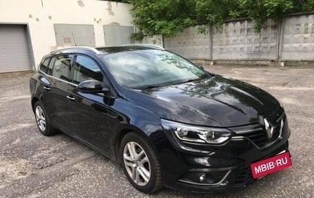 Renault Megane IV, 2019 год, 1 570 000 рублей, 2 фотография