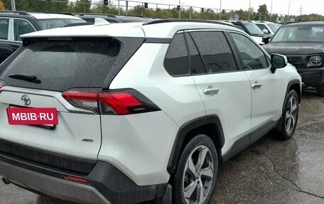 Toyota RAV4, 2020 год, 2 995 000 рублей, 3 фотография