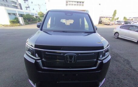 Honda Stepwgn, 2023 год, 2 890 000 рублей, 4 фотография