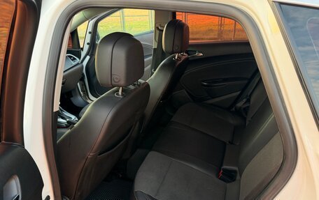 Opel Astra J, 2012 год, 680 000 рублей, 12 фотография