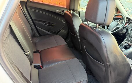 Opel Astra J, 2012 год, 680 000 рублей, 11 фотография