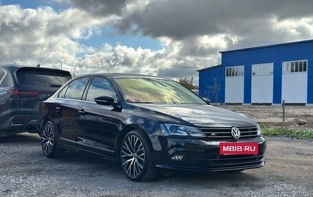 Volkswagen Jetta VI, 2016 год, 1 650 000 рублей, 4 фотография