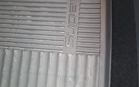 Skoda Superb III рестайлинг, 2012 год, 1 150 000 рублей, 13 фотография