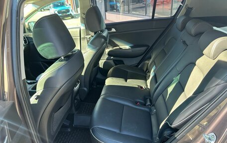 KIA Sportage IV рестайлинг, 2019 год, 1 999 000 рублей, 12 фотография