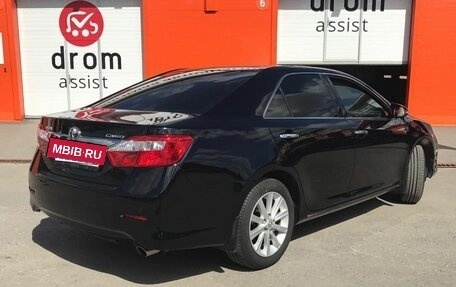 Toyota Camry, 2011 год, 2 000 000 рублей, 4 фотография