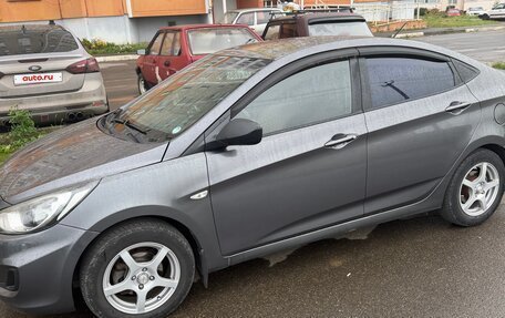 Hyundai Solaris II рестайлинг, 2012 год, 595 000 рублей, 2 фотография