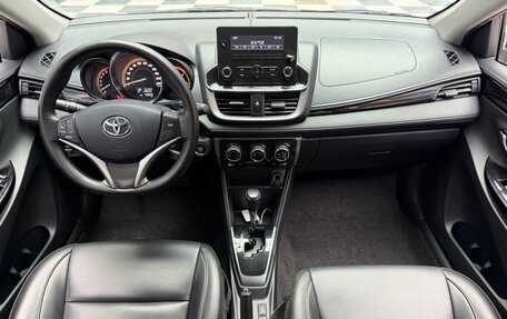 Toyota Yaris XP150 рестайлинг, 2022 год, 1 339 690 рублей, 8 фотография