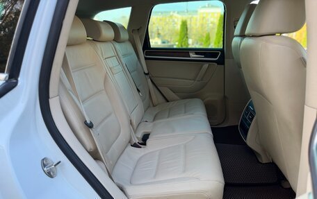 Volkswagen Touareg III, 2016 год, 2 350 000 рублей, 11 фотография