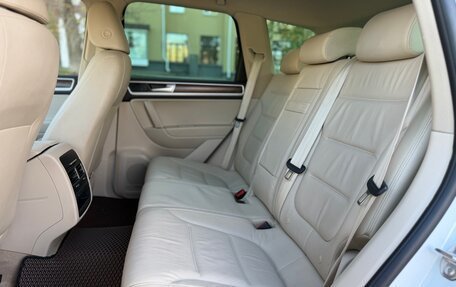Volkswagen Touareg III, 2016 год, 2 350 000 рублей, 10 фотография