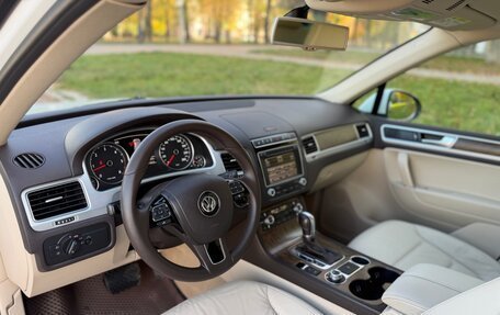 Volkswagen Touareg III, 2016 год, 2 350 000 рублей, 8 фотография