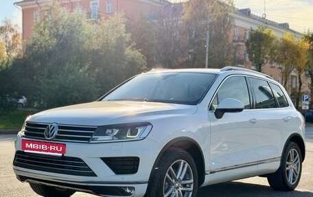 Volkswagen Touareg III, 2016 год, 2 350 000 рублей, 3 фотография