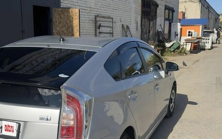 Toyota Prius, 2014 год, 1 100 000 рублей, 2 фотография