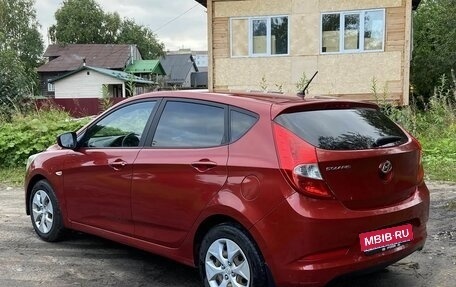 Hyundai Solaris II рестайлинг, 2016 год, 799 999 рублей, 1 фотография
