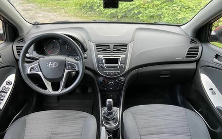 Hyundai Solaris II рестайлинг, 2016 год, 799 999 рублей, 8 фотография
