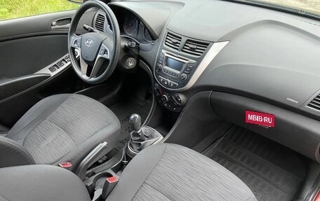 Hyundai Solaris II рестайлинг, 2016 год, 799 999 рублей, 9 фотография