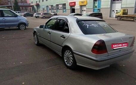 Mercedes-Benz C-Класс, 1998 год, 350 000 рублей, 4 фотография