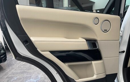 Land Rover Range Rover IV рестайлинг, 2014 год, 4 250 000 рублей, 38 фотография