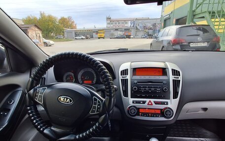 KIA cee'd I рестайлинг, 2009 год, 650 000 рублей, 12 фотография