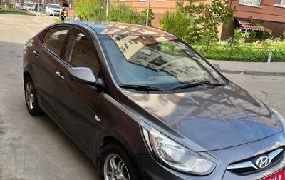 Hyundai Solaris II рестайлинг, 2012 год, 600 000 рублей, 1 фотография
