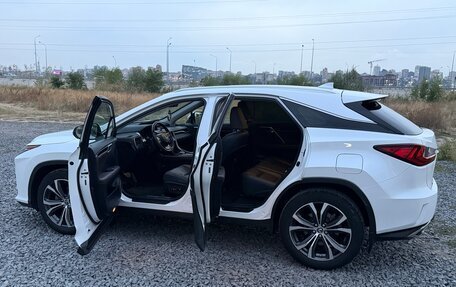 Lexus RX IV рестайлинг, 2019 год, 5 400 000 рублей, 9 фотография