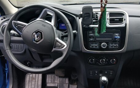 Renault Logan II, 2018 год, 950 000 рублей, 7 фотография