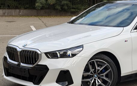 BMW 5 серия, 2024 год, 7 000 000 рублей, 3 фотография