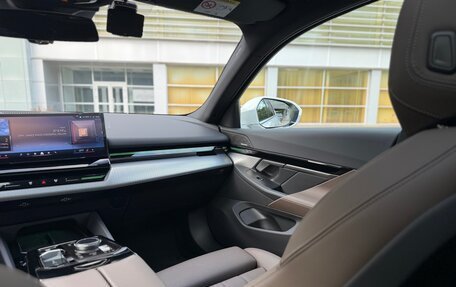 BMW 5 серия, 2024 год, 7 000 000 рублей, 12 фотография