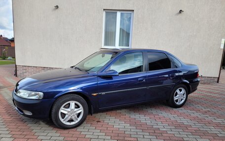 Opel Vectra B рестайлинг, 1997 год, 390 000 рублей, 2 фотография