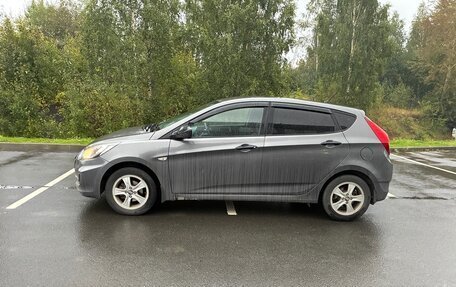 Hyundai Solaris II рестайлинг, 2012 год, 625 000 рублей, 3 фотография