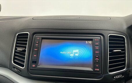 Volkswagen Sharan II, 2011 год, 1 315 000 рублей, 19 фотография