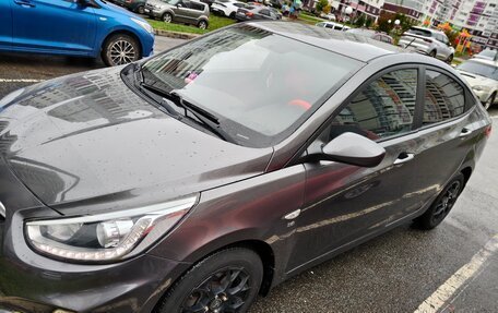 Hyundai Solaris II рестайлинг, 2014 год, 850 000 рублей, 2 фотография