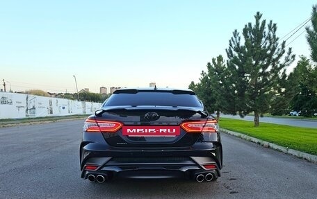 Toyota Camry, 2019 год, 2 690 000 рублей, 6 фотография